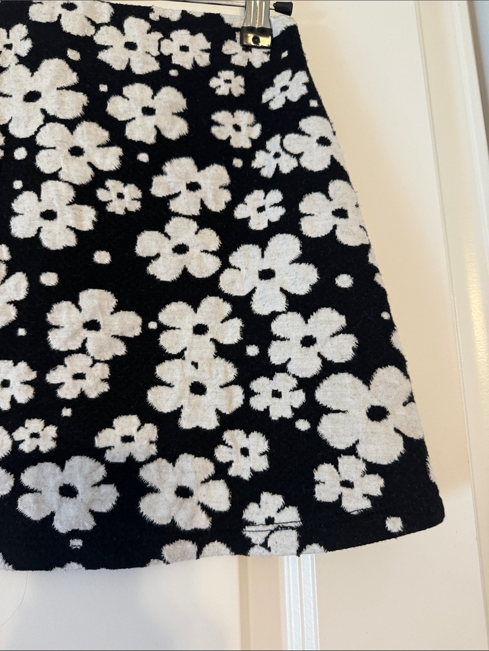 Urban Outfitters Black & White Floral A-Line Mini Skirt - Picture 2 of 4